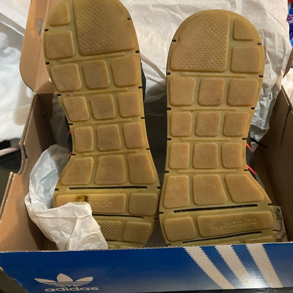 Adidas men’s Swift Run X Sneakers Black - Picture 7 of 8